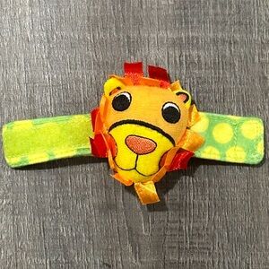 💞 Sassy Lion Baby Wrist & Ankle Rattle Toy